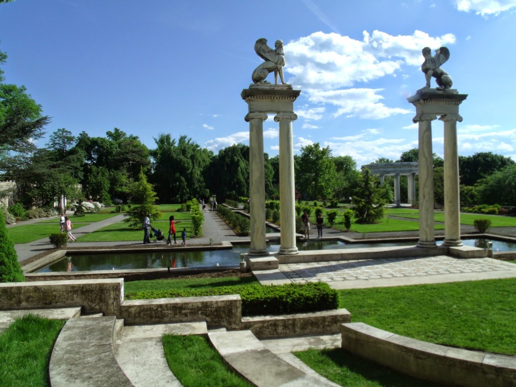 Grand Holiday Illumination at Untermyer Park and Gardens Stacyknows