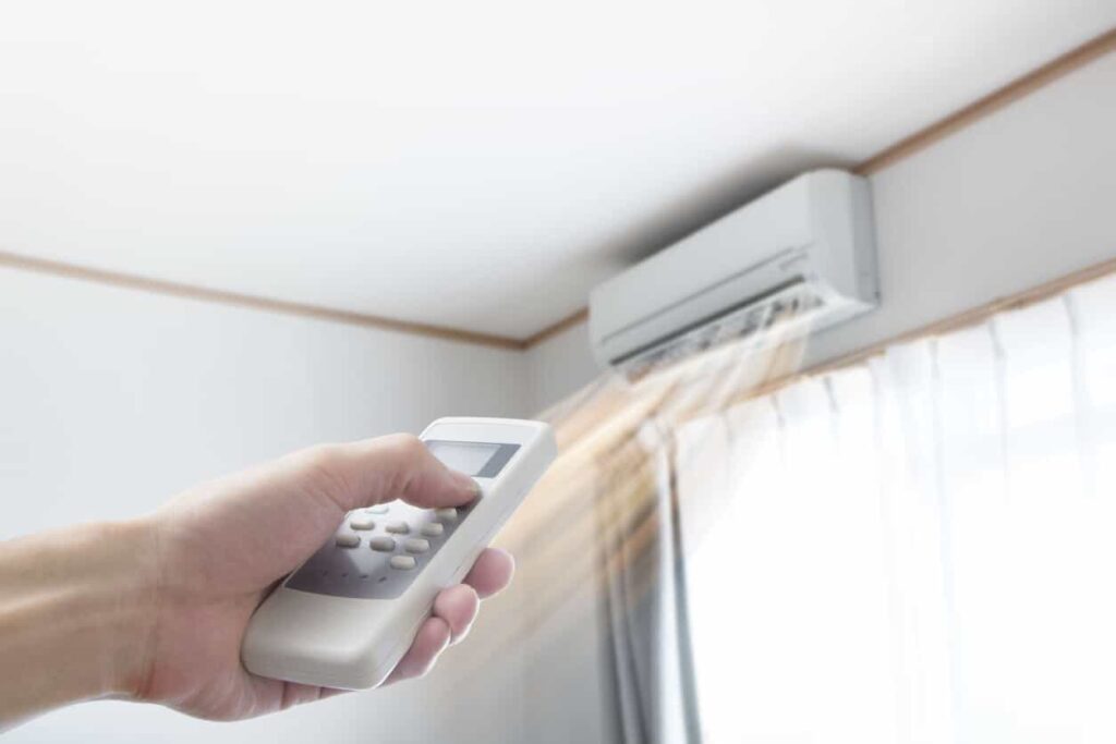 cleaning-mini-split-air-conditioning-unit-ac.jpeg