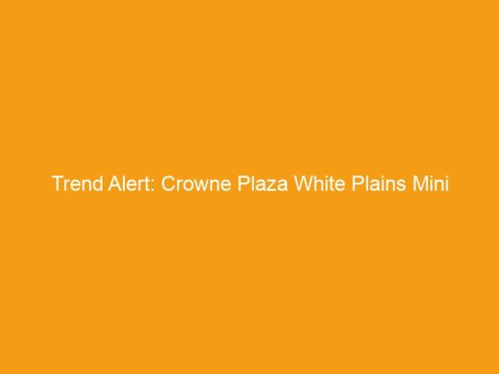 Trend Alert: Crowne Plaza White Plains Mini Unicorn Drink Floaties
