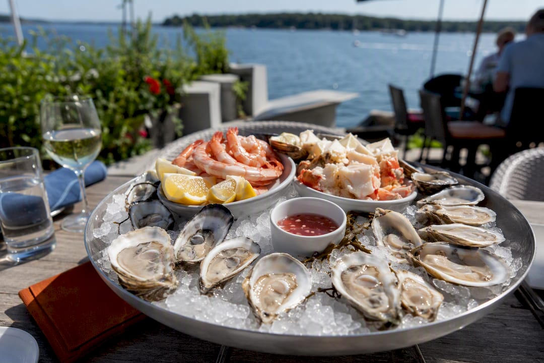 Fresh oysters at a Westchester shoreline raw bar